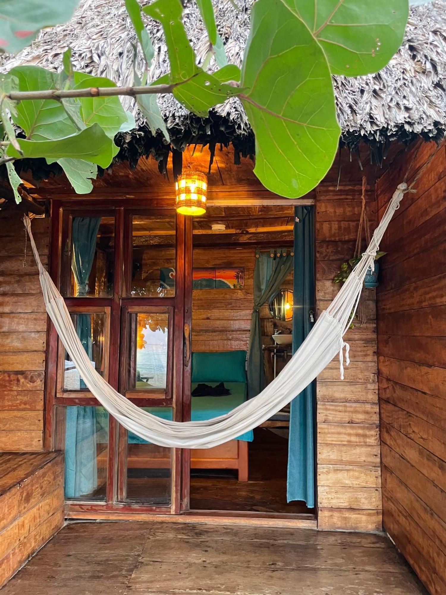 Chill And Surf Mendihuaca Otel Guachaca Dış mekan fotoğraf